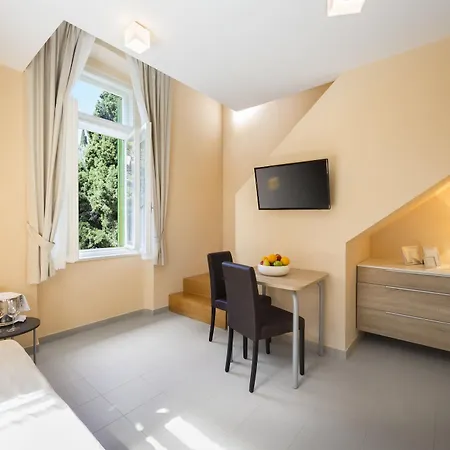 Atlanta - By Liburnia & *