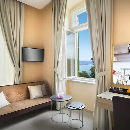 Atlanta - By Liburnia & Apartman Lovran