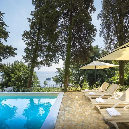 Apartman Atlanta - By Liburnia & *