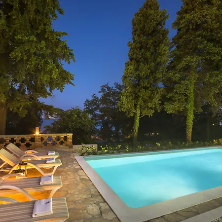 Apartman Atlanta - By Liburnia & *