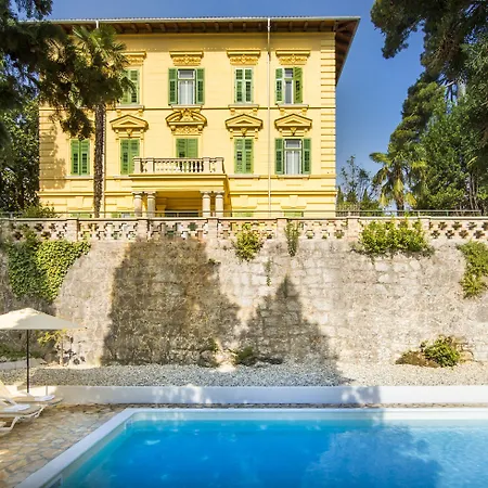 Apartman Atlanta - By Liburnia & *