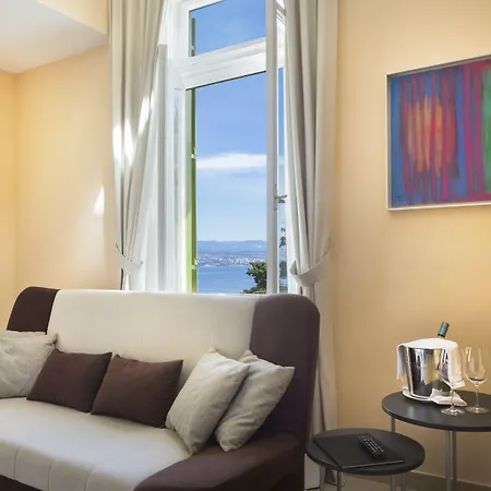 Atlanta - By Liburnia &