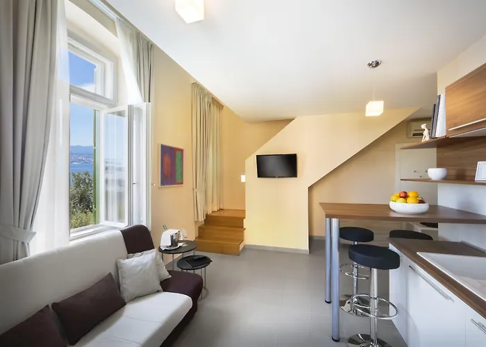 Atlanta - By Liburnia & 로브란