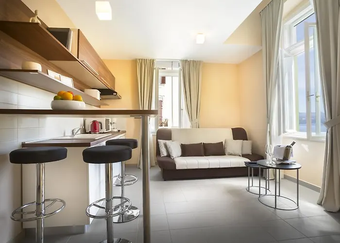 Atlanta - By Liburnia & *